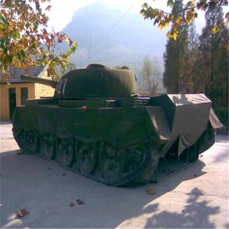 田家庵大型充气坦克